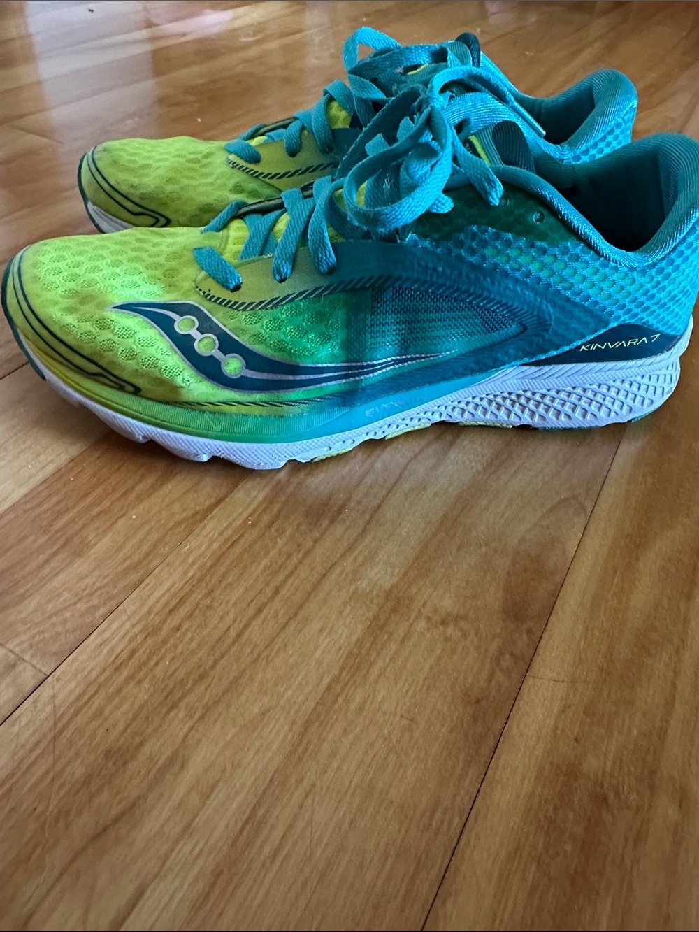 Saucony Kinvara 7 Neon Yellow & Teal Running Sneakers